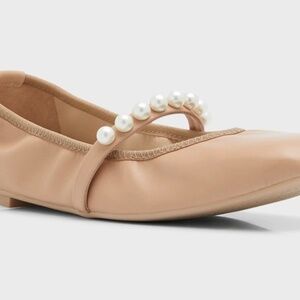 Stuart Weitzman- Goldie Pearly Stud Ballerina Flats
